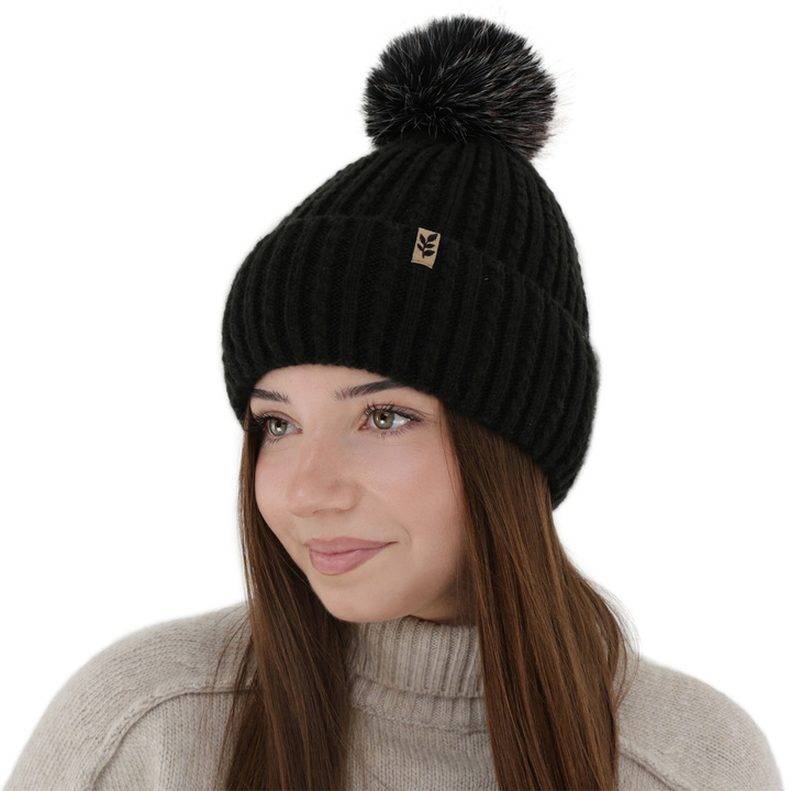 Dames wintermuts, zwart, met pompon, Calista