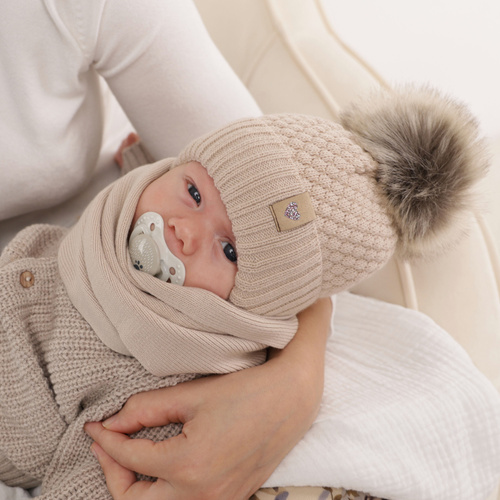Ensemble d'hiver fille: bonnet et écharpe, rose clair, avec pompon, Bianca