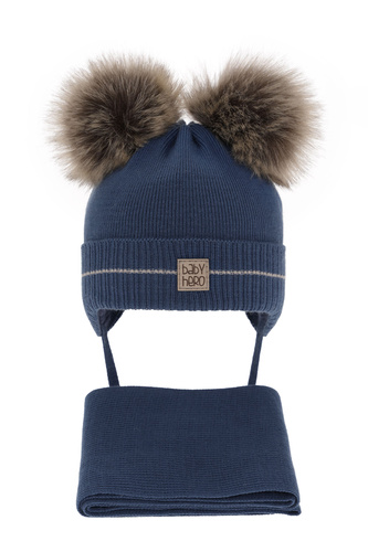 Ensemble d'hiver garçon: bonnet et écharpe, bleu foncé, avec deux pompons, noué, Melon