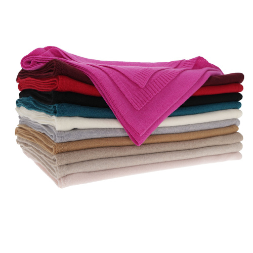 Dames wintersjaal, rood, wełna merino z kaszmirem, Irenia