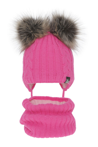 Meisjes winter set muts en buissjaal, roze, met twee pompons, met bindkoorden, Marlen