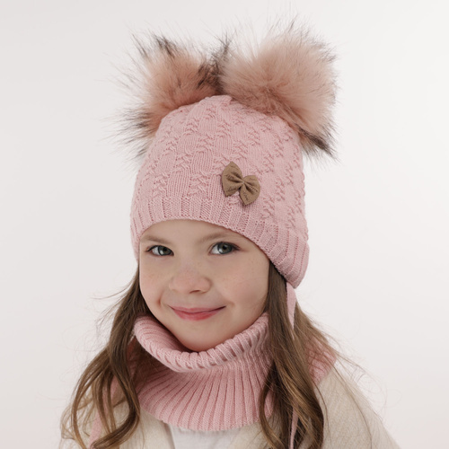 Ensemble d'hiver fille: bonnet et snood, rose, avec deux pompons, wiązany, Bettina