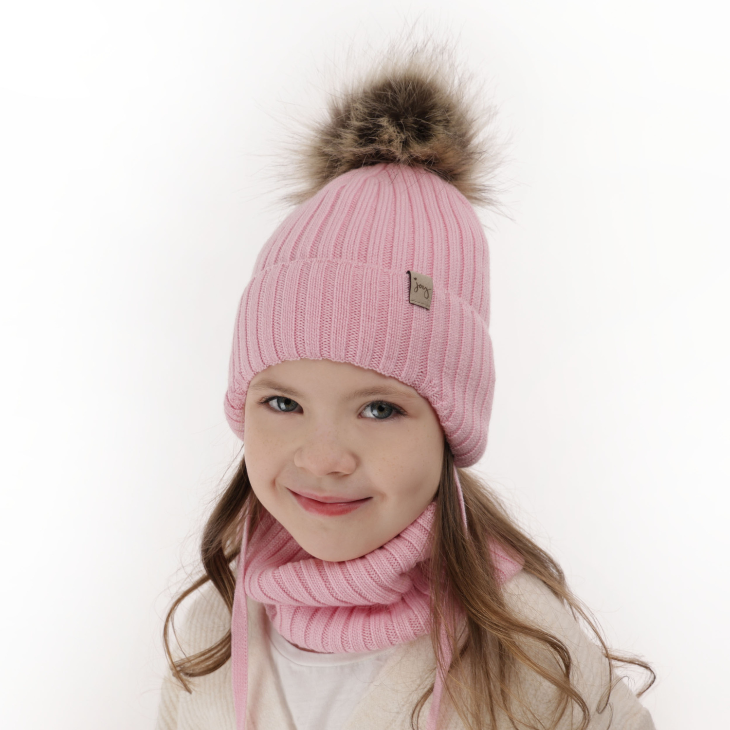 Ensemble d'hiver fille: bonnet et snood, fuchsia, avec liens, avec laine mérinos, Junika