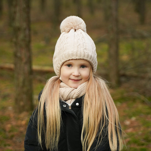 Meisjes winter set muts en sjaal, zwart, met garen pompon, Candy