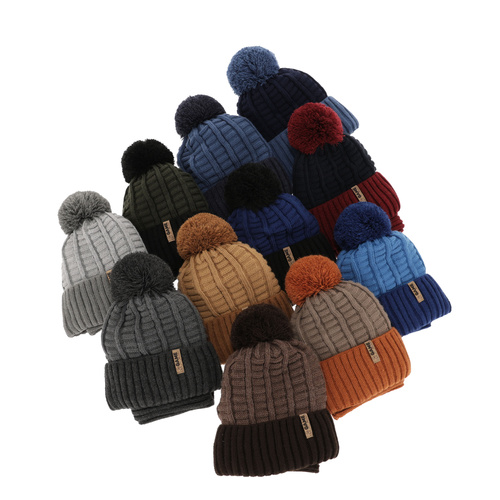 Ensemble d'hiver garçon: bonnet et snood, brun, avec pompon, Leo
