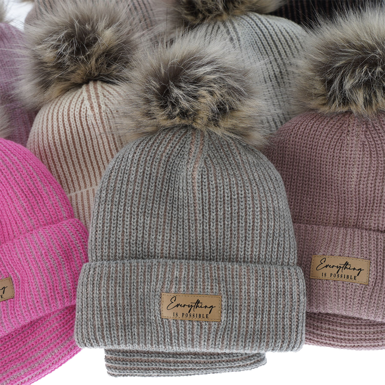 Ensemble d'hiver fille: bonnet et snood, rose, avec pompon, Floryda