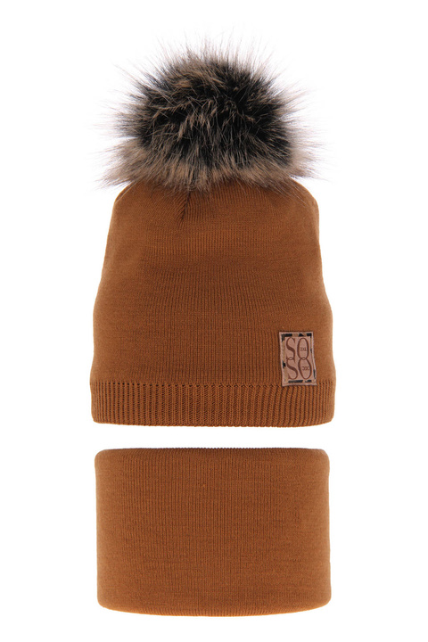 Meisjes winter set muts en buissjaal, camel, met garen pompon, Apolinka