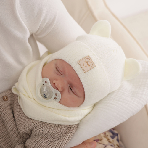 Ensemble d'hiver fille: bonnet et écharpe, crème, Antola