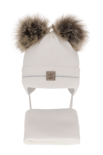 Ensemble d'hiver garçon: bonnet et écharpe, blanc, avec deux pompons, avec liens, Melon