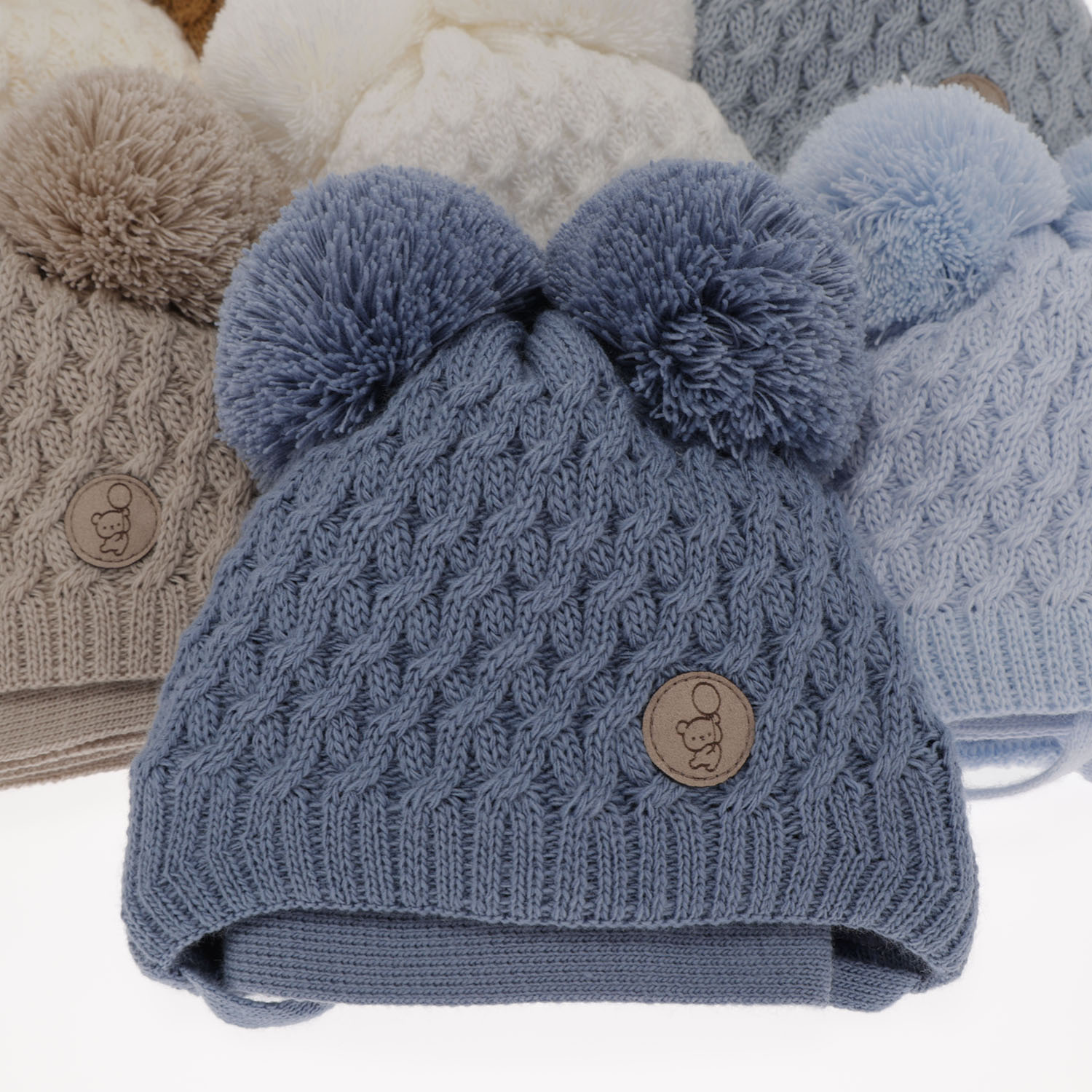 Ensemble d'hiver garçon: bonnet et écharpe, gris clair, avec liens, avec deux pompons, Alonso