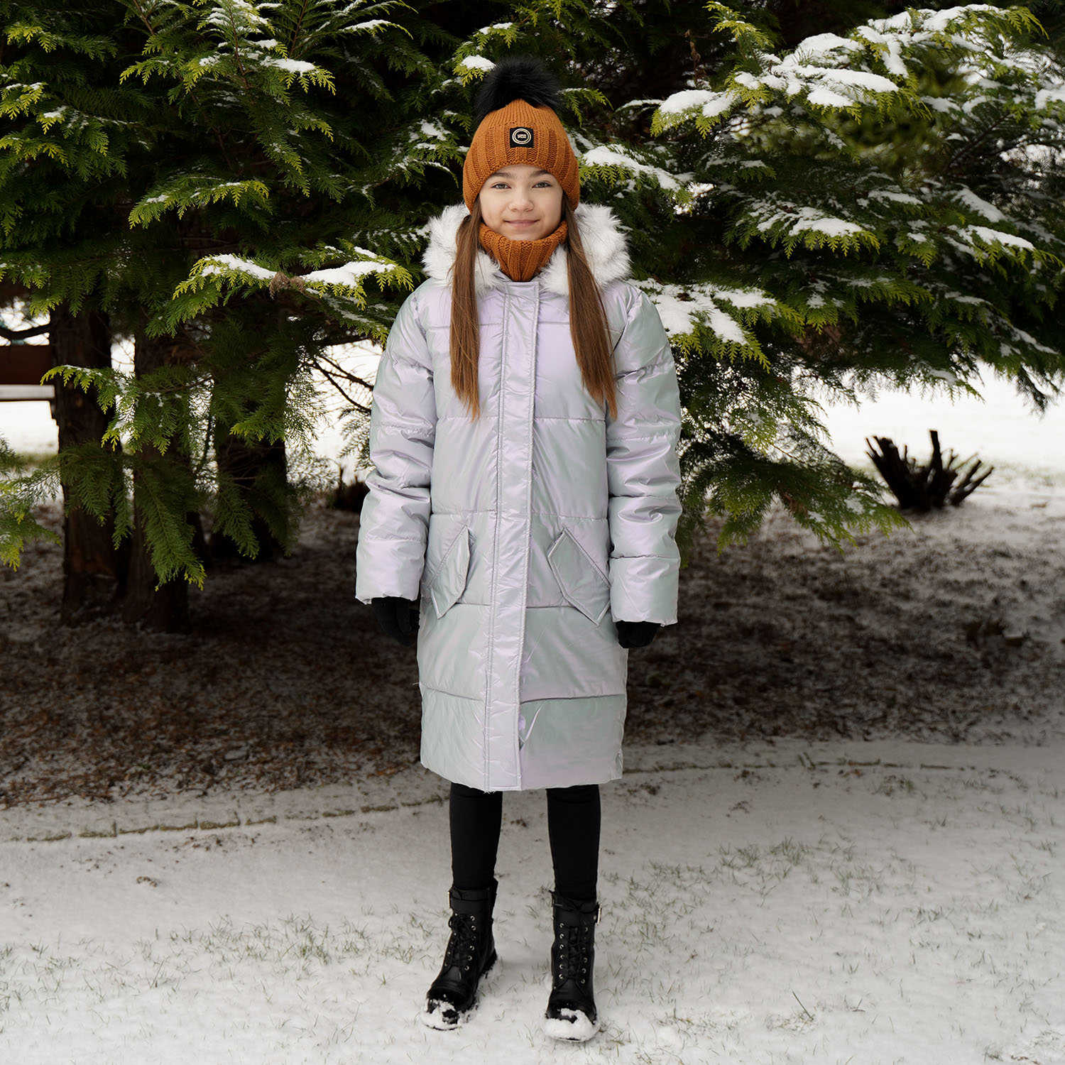 Meisjes winter set muts en buissjaal, bruin, met garen pompon, Hendi