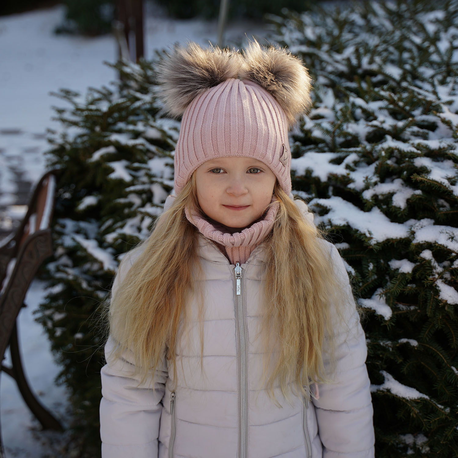 Meisjes winter set muts en buissjaal, grijs, met twee pompons garen, met bindkoorden, Telisa