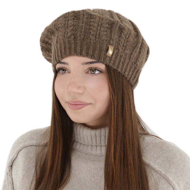 Dames winter beret, bruin, met merinowol, Senja